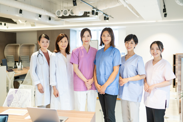 埼玉・越谷レイクタウンクリニックの医療脱毛施術スタッフは全員女性看護師